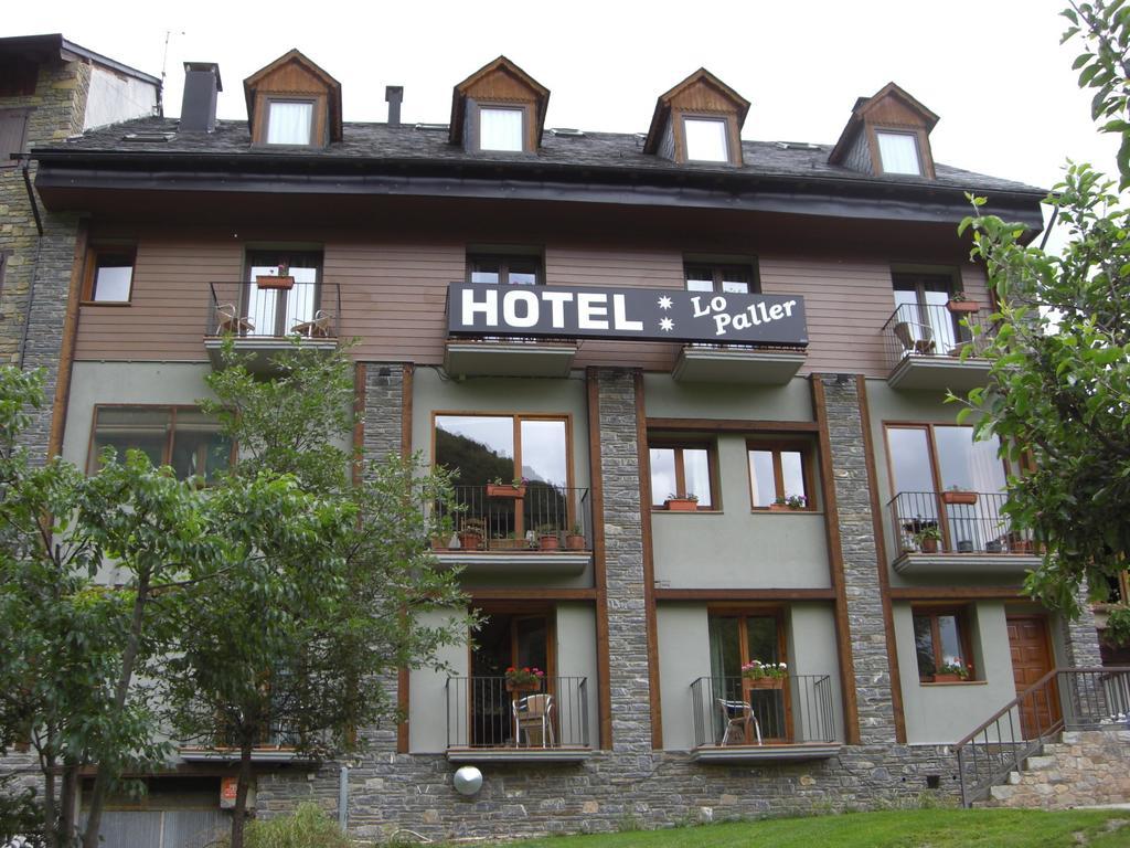 Hotel Lo Paller Valencia D'Aneu Екстериор снимка