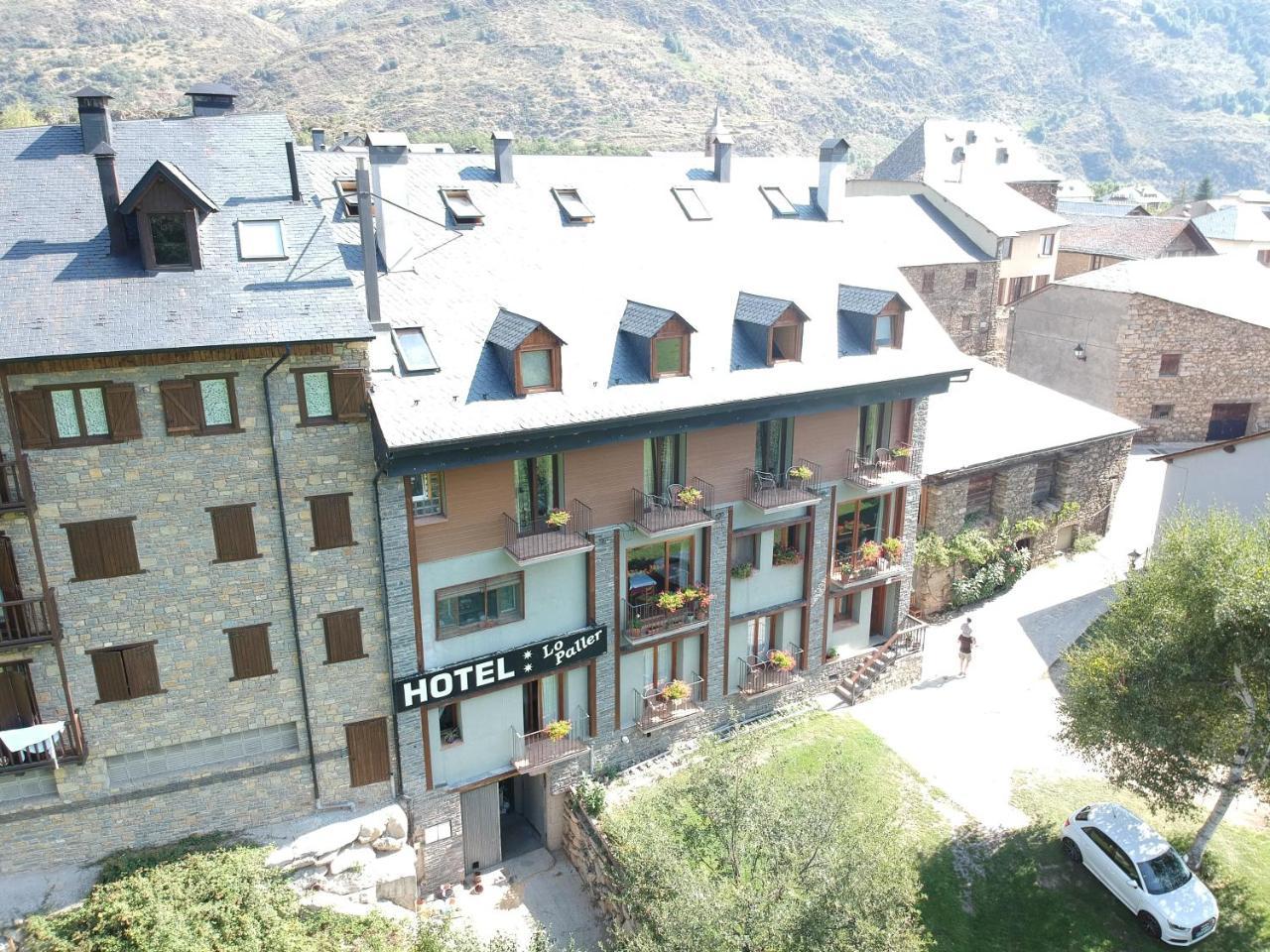 Hotel Lo Paller Valencia D'Aneu Екстериор снимка